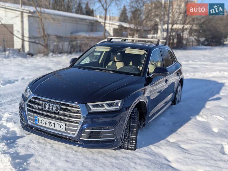 Внедорожник / Кроссовер Audi Q5 2017 в Львове