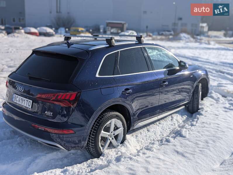 Внедорожник / Кроссовер Audi Q5 2017 в Львове