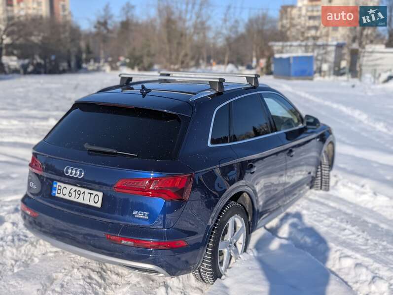 Внедорожник / Кроссовер Audi Q5 2017 в Львове