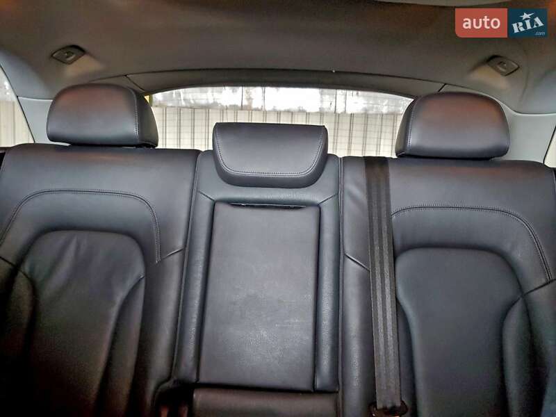 Внедорожник / Кроссовер Audi Q5 2015 в Киеве фото 10 Внедорожник / Кроссовер Audi Q5 2015 в Киеве