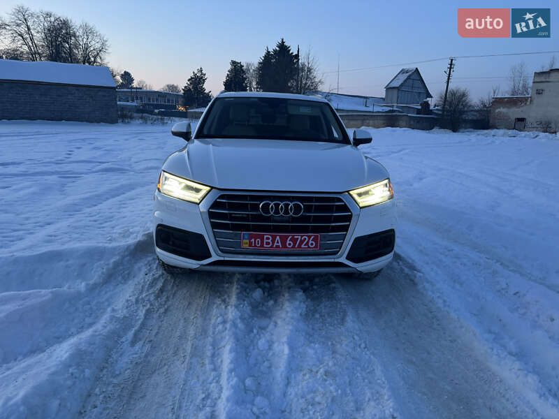 Внедорожник / Кроссовер Audi Q5 2019 в Ходорове