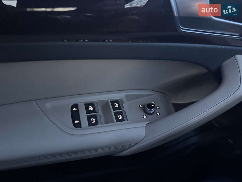 Внедорожник / Кроссовер Audi Q5 2019 в Ходорове