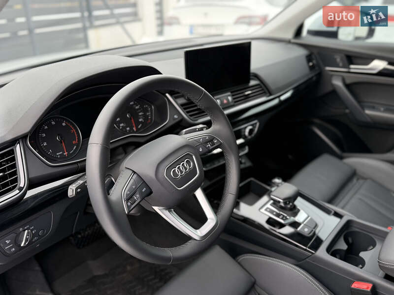Внедорожник / Кроссовер Audi Q5 2023 в Стрые