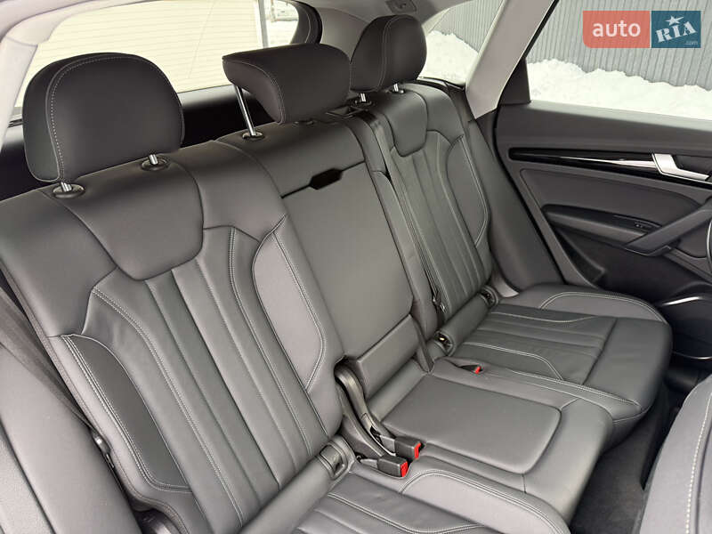 Внедорожник / Кроссовер Audi Q5 2023 в Стрые