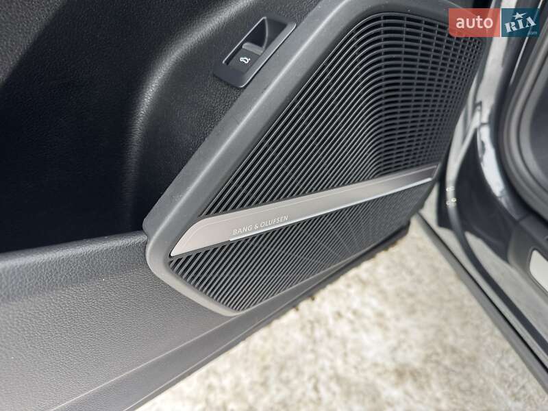 Позашляховик / Кросовер Audi Q5 2021 в Рівному