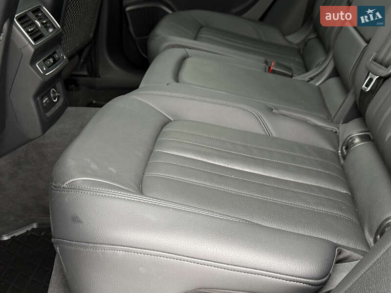 Внедорожник / Кроссовер Audi Q5 2019 в Ровно фото 45 Внедорожник / Кроссовер Audi Q5 2019 в Ровно