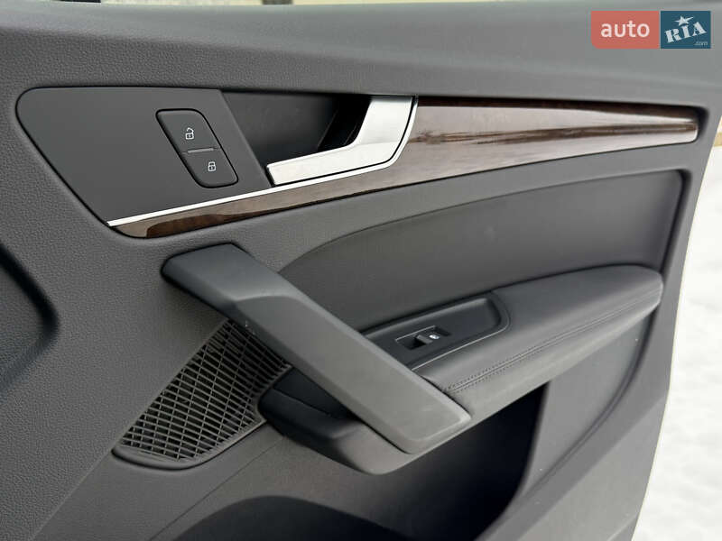 Внедорожник / Кроссовер Audi Q5 2019 в Ровно фото 59 Внедорожник / Кроссовер Audi Q5 2019 в Ровно