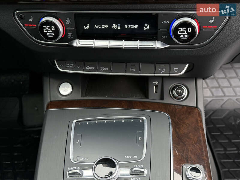 Внедорожник / Кроссовер Audi Q5 2019 в Ровно фото 64 Внедорожник / Кроссовер Audi Q5 2019 в Ровно