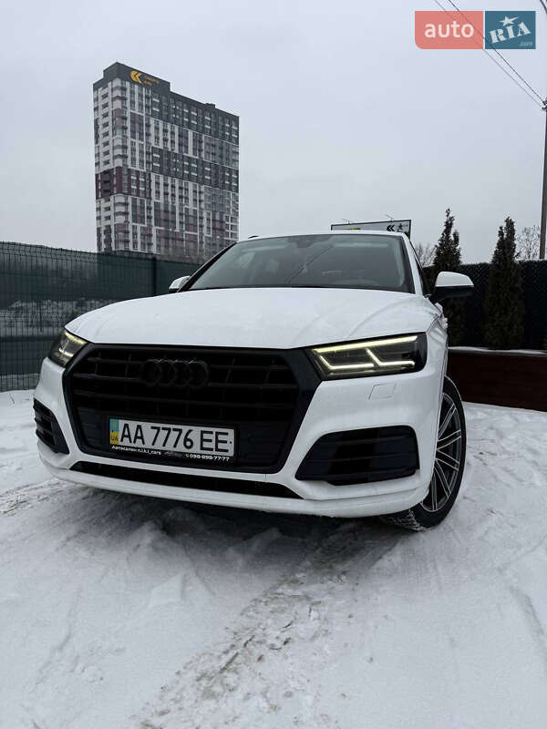 Позашляховик / Кросовер Audi Q5 2017 в Києві фото 2 Позашляховик / Кросовер Audi Q5 2017 в Києві