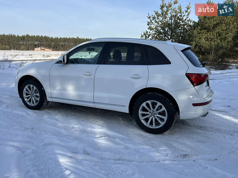 Внедорожник / Кроссовер Audi Q5 2014 в Львове