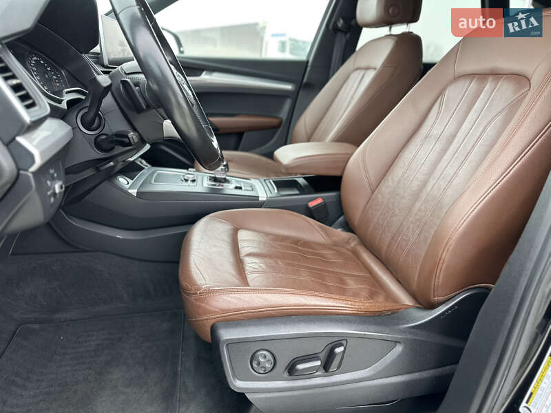 Внедорожник / Кроссовер Audi Q5 2018 в Радивилове