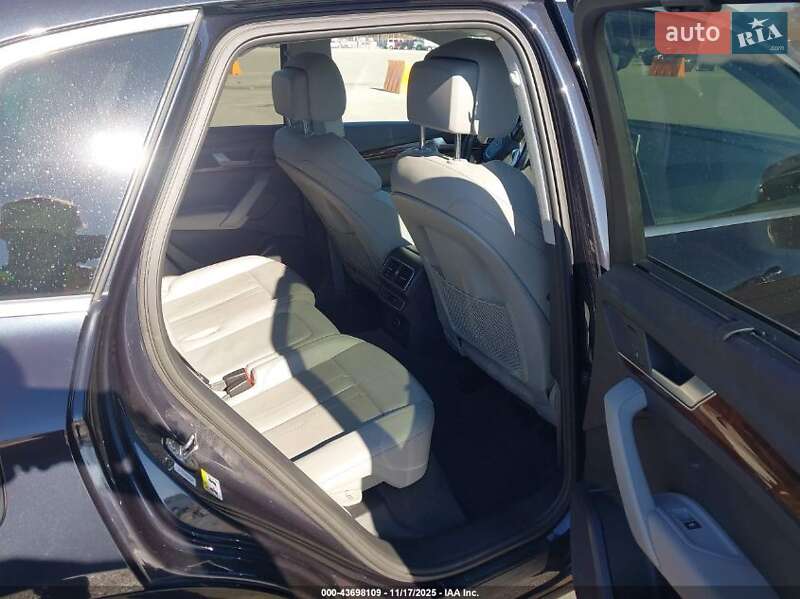 Позашляховик / Кросовер Audi Q5 2018 в Львові