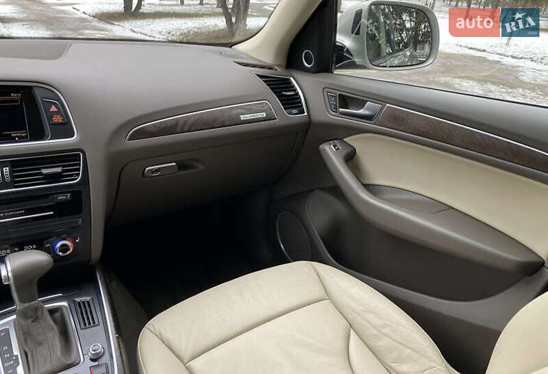Внедорожник / Кроссовер Audi Q5 2015 в Тернополе фото 27 Внедорожник / Кроссовер Audi Q5 2015 в Тернополе