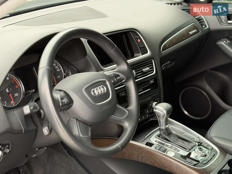 Позашляховик / Кросовер Audi Q5 2016 в Самборі