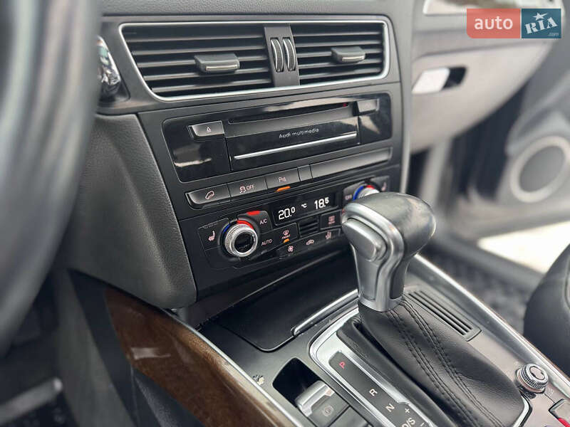 Внедорожник / Кроссовер Audi Q5 2015 в Дрогобыче