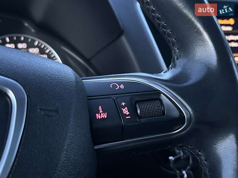 Внедорожник / Кроссовер Audi Q5 2015 в Львове