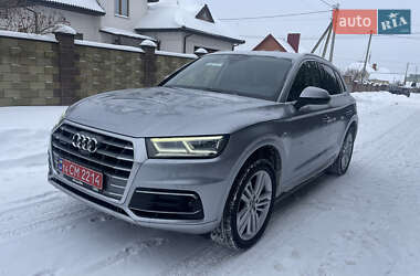 Позашляховик / Кросовер Audi Q5 2018 в Луцьку