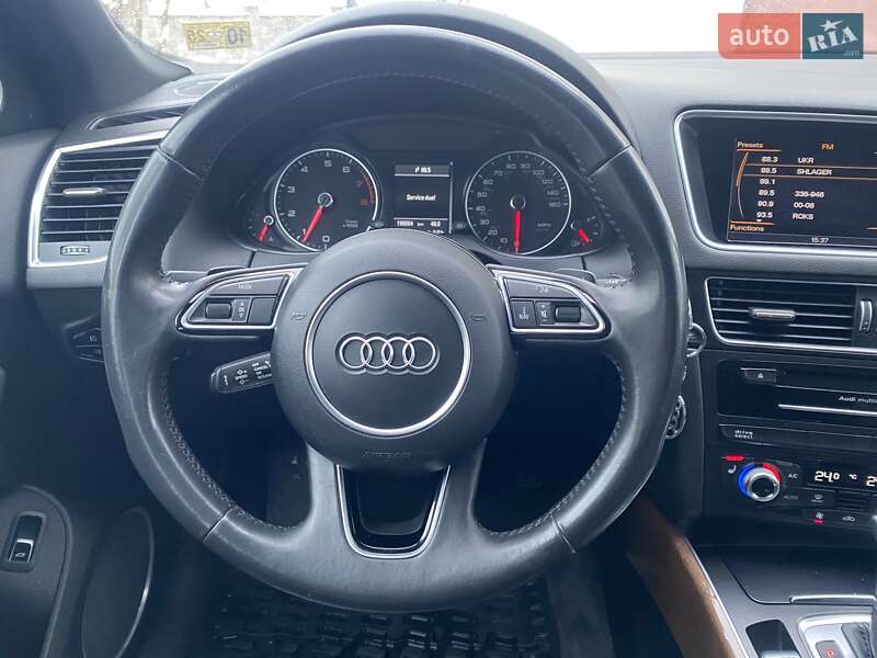 Позашляховик / Кросовер Audi Q5 2016 в Рівному