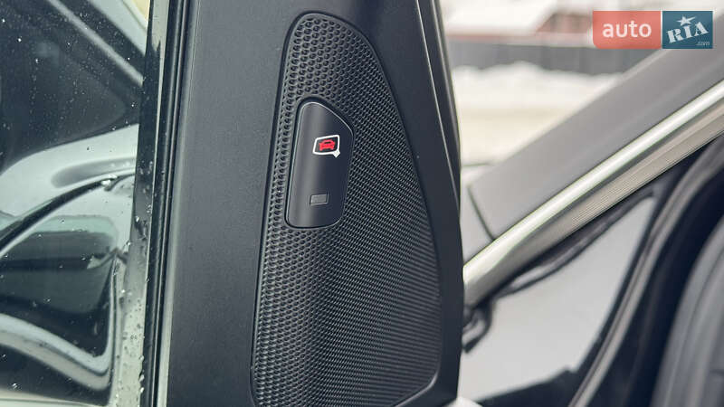 Позашляховик / Кросовер Audi Q5 2016 в Дубні