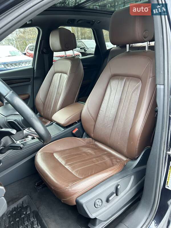 Внедорожник / Кроссовер Audi Q5 2019 в Сумах