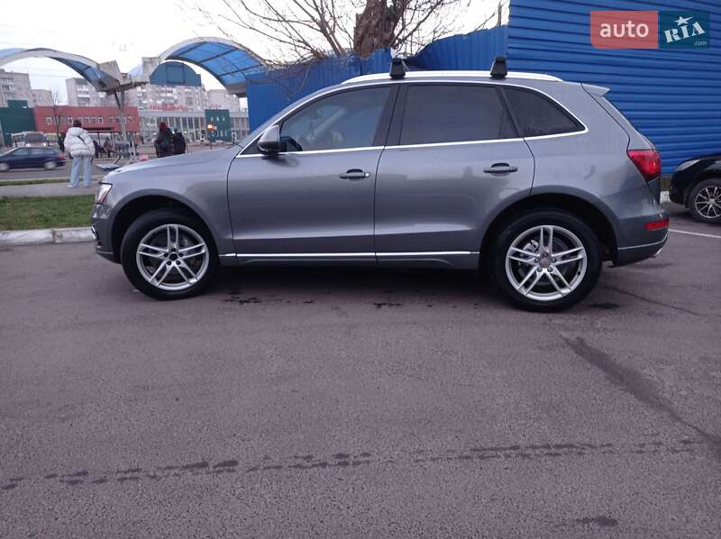 Внедорожник / Кроссовер Audi Q5 2014 в Луцке