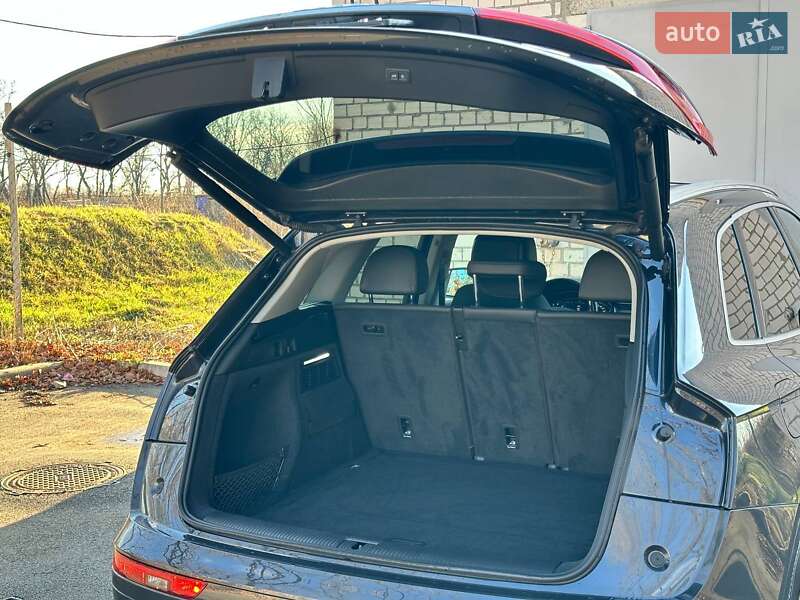 Внедорожник / Кроссовер Audi Q5 2020 в Киеве фото 14 Внедорожник / Кроссовер Audi Q5 2020 в Киеве