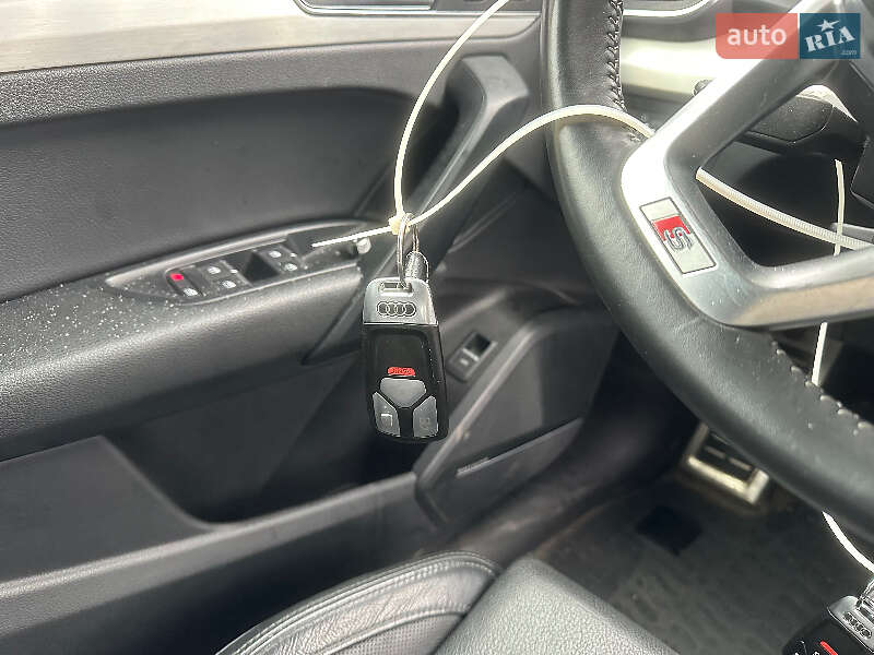 Позашляховик / Кросовер Audi Q5 2018 в Рівному