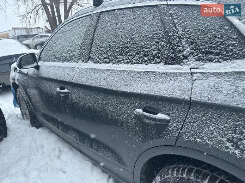 Позашляховик / Кросовер Audi Q5 2018 в Рівному