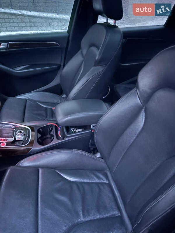 Внедорожник / Кроссовер Audi Q5 2015 в Киеве