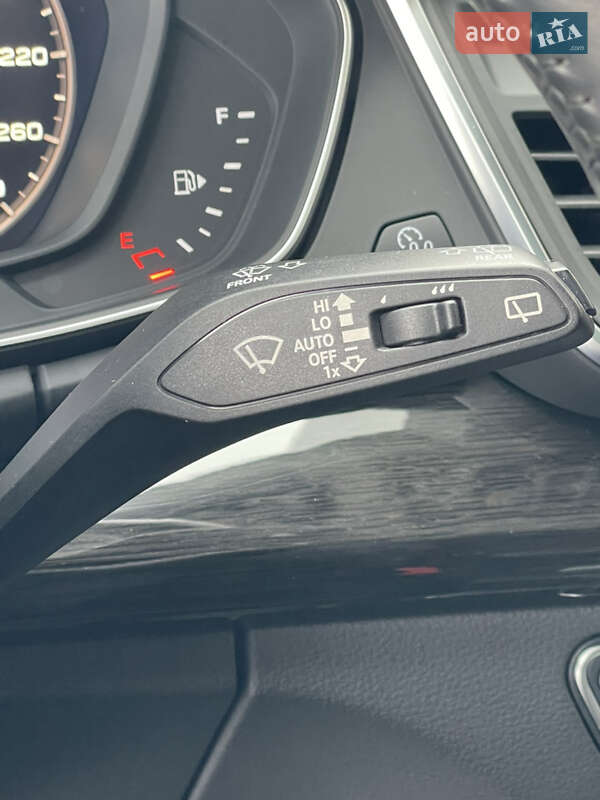 Позашляховик / Кросовер Audi Q5 2018 в Стрию