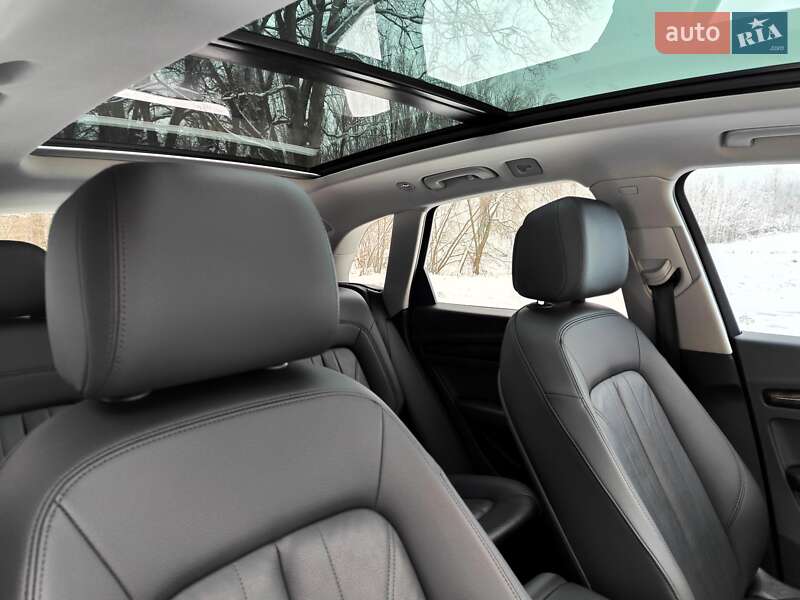 Позашляховик / Кросовер Audi Q5 2017 в Києві