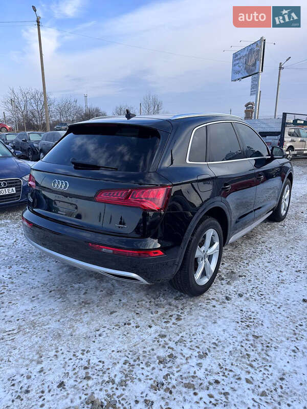 Позашляховик / Кросовер Audi Q5 2020 в Івано-Франківську