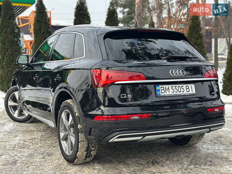 Позашляховик / Кросовер Audi Q5 2023 в Києві