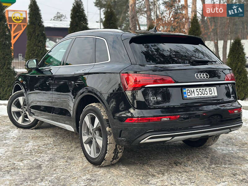 Позашляховик / Кросовер Audi Q5 2023 в Києві