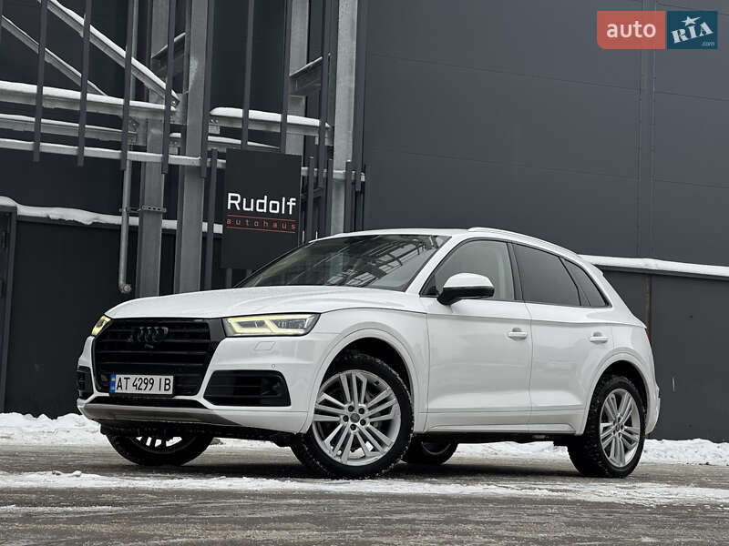 Позашляховик / Кросовер Audi Q5 2018 в Києві