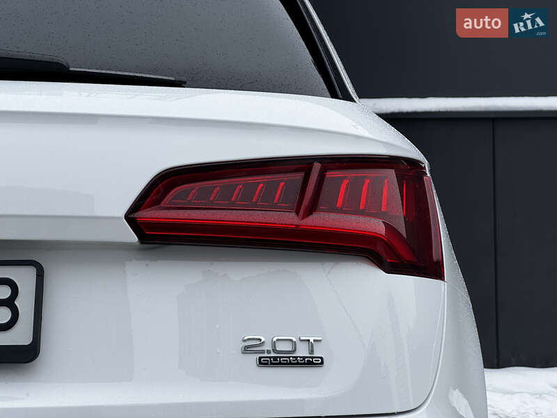 Позашляховик / Кросовер Audi Q5 2018 в Києві