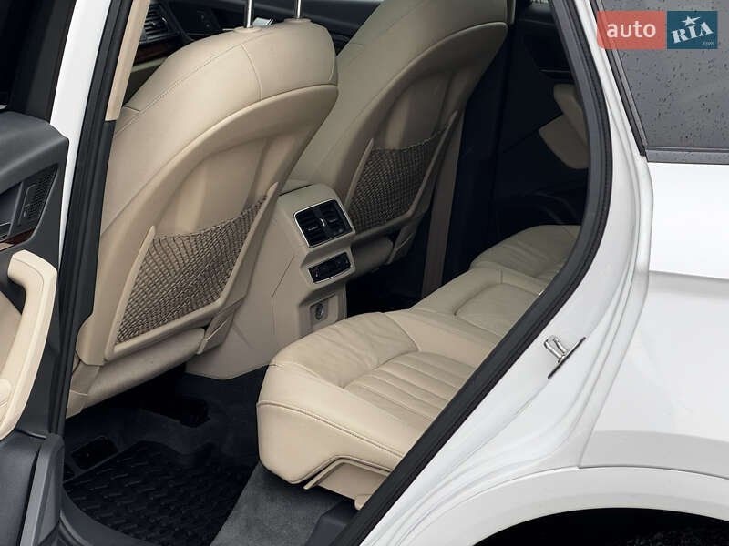 Позашляховик / Кросовер Audi Q5 2018 в Києві