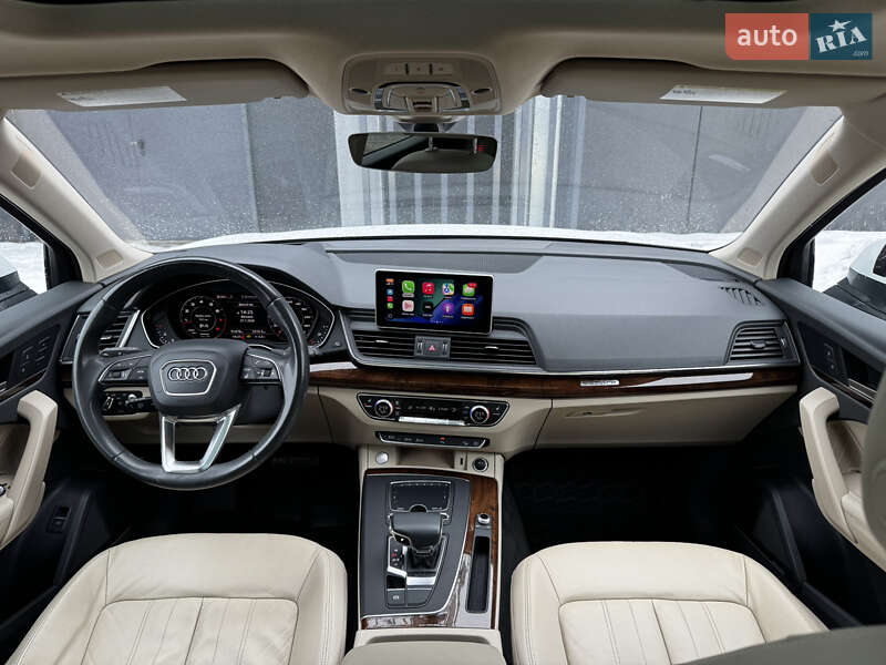 Позашляховик / Кросовер Audi Q5 2018 в Києві