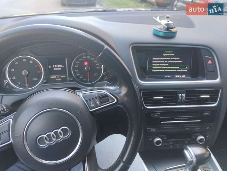 Позашляховик / Кросовер Audi Q5 2014 в Івано-Франківську