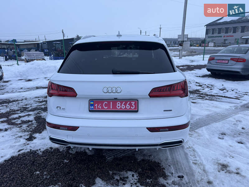 Внедорожник / Кроссовер Audi Q5 2020 в Луцке
