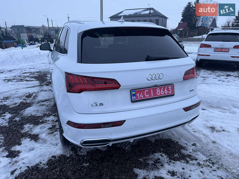 Внедорожник / Кроссовер Audi Q5 2020 в Луцке