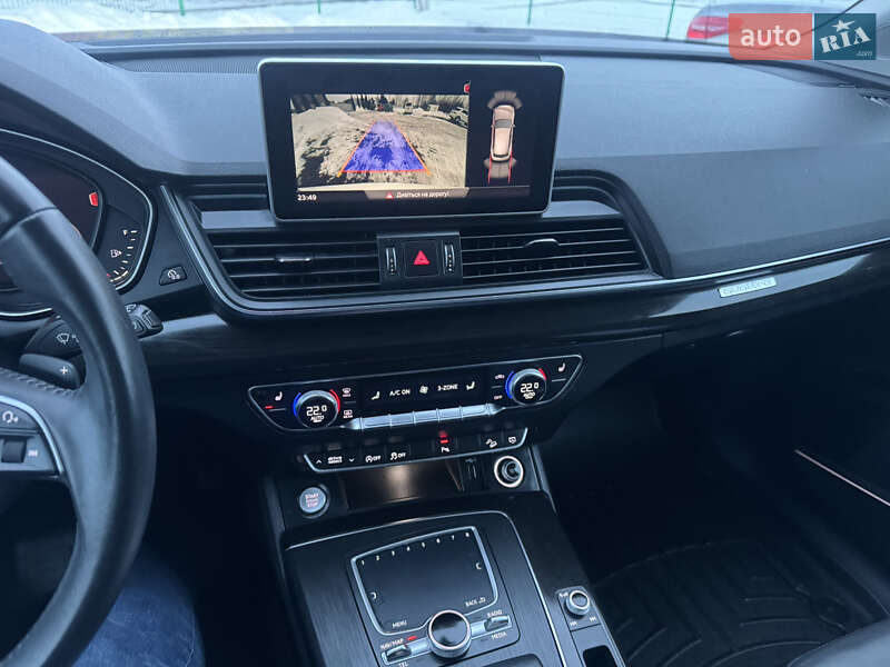 Внедорожник / Кроссовер Audi Q5 2020 в Луцке