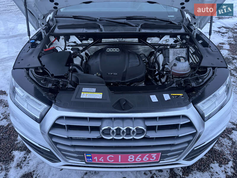 Внедорожник / Кроссовер Audi Q5 2020 в Луцке