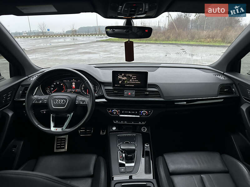 Позашляховик / Кросовер Audi Q5 2019 в Радивиліві