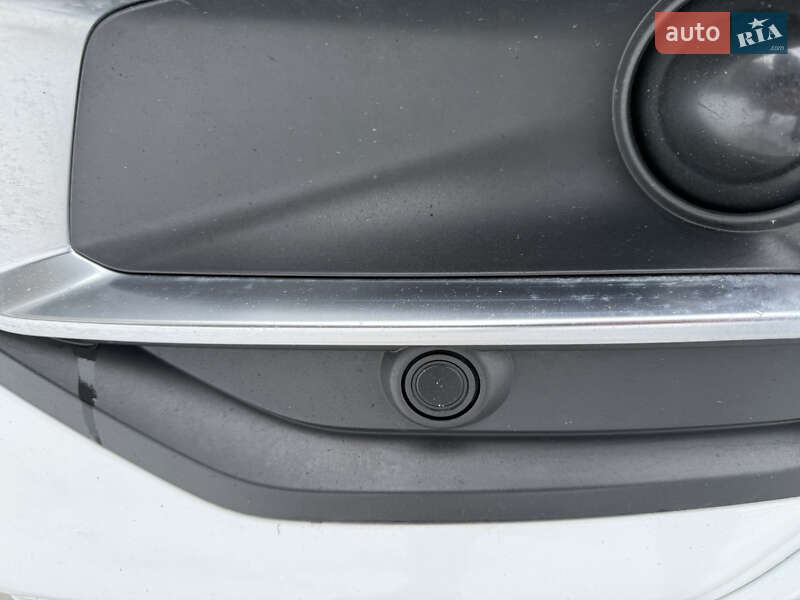 Позашляховик / Кросовер Audi Q5 2020 в Стрию