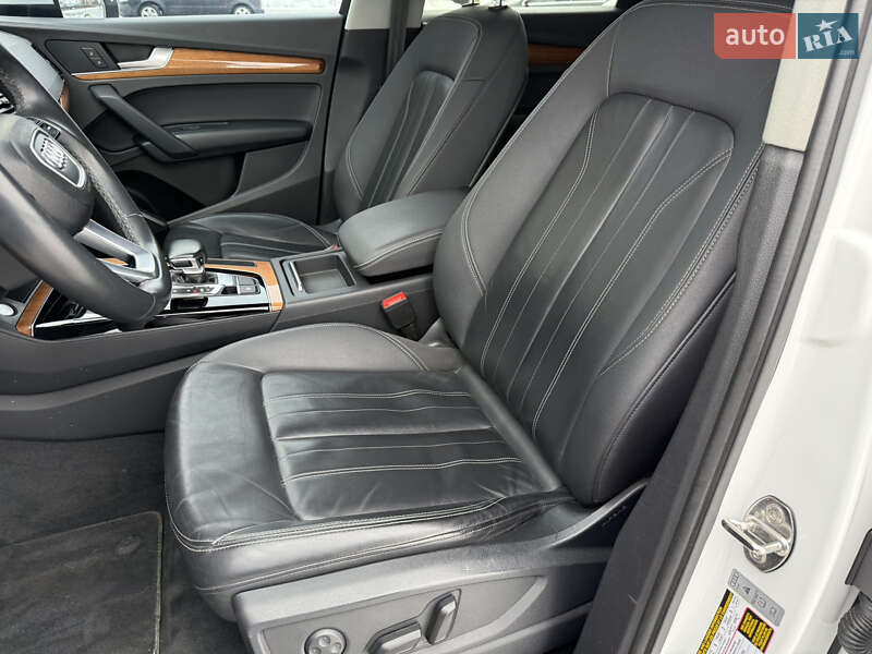 Позашляховик / Кросовер Audi Q5 2020 в Стрию