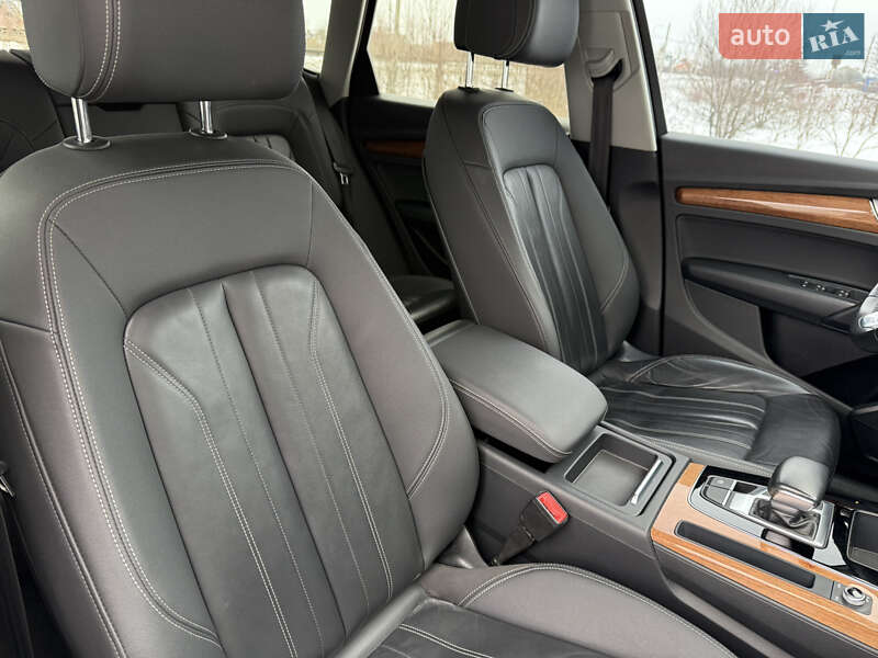 Позашляховик / Кросовер Audi Q5 2020 в Стрию