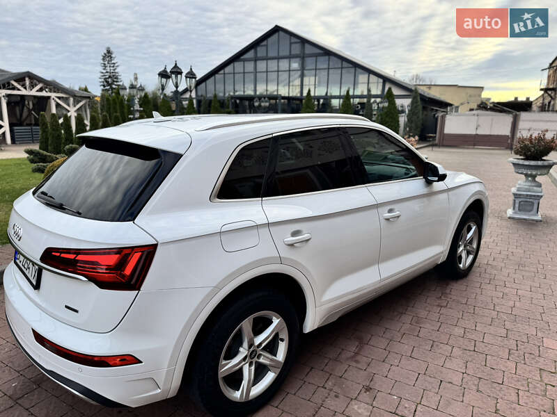 Позашляховик / Кросовер Audi Q5 2020 в Стрию