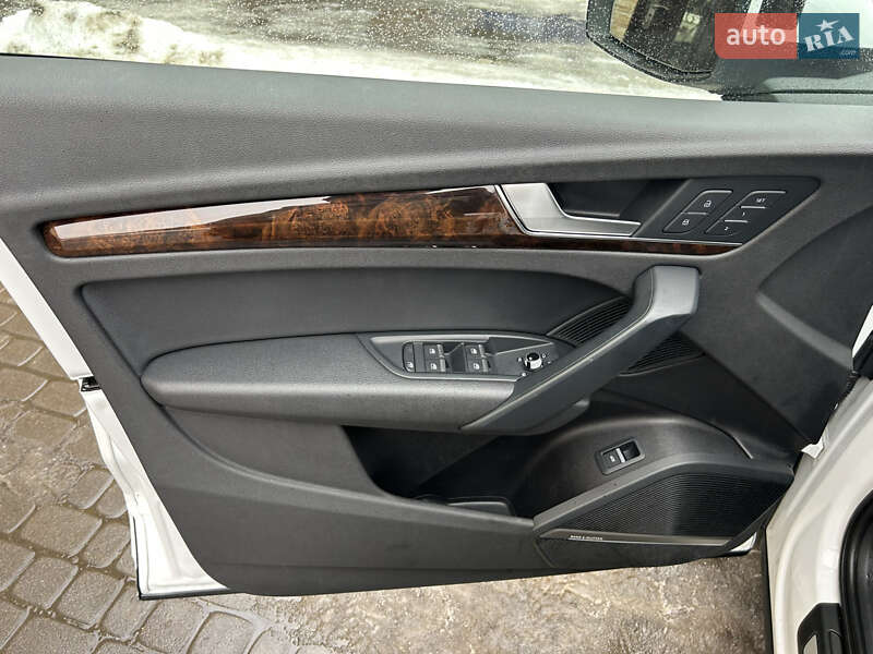 Позашляховик / Кросовер Audi Q5 2017 в Коломиї