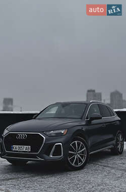 Позашляховик / Кросовер Audi Q5 2022 в Києві